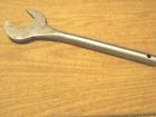 St-832 16 Conditiom Excellent " 3 Fan 2 Wrench Snap-