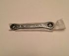 R1618c 2 9 Part Wrench " 6 Tools 1 Point 16 Snap- Ratcheting