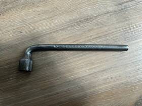 263-h Armstrong Vintage Tools 3/8 Inch 4-point Square Drive L-shaped Service Wrench
