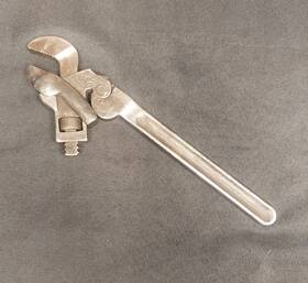 K315 Bethlehem Steel Rare Vintage Duffy Pipe Wrench 10 Inch Ratcheting Adjustable Pa Read