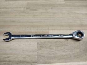 Bw-1458 Blackhawk - 8 Mm 12 Point Angled Head Reversible Ratcheting Wrench
