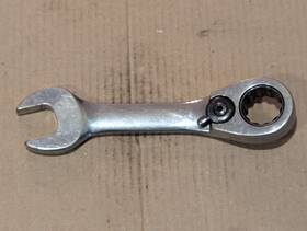 Boerms15 Blue Point Blue-point 15mm 12 Stubby Reversible Ratchet Comb Wrench