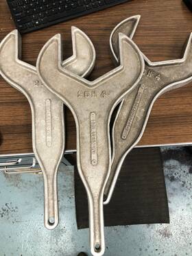 25h-4 Cherry Burrell 25h 4 Cast Aluminum Wrenches Delavan Wisconsin Lot Of 3