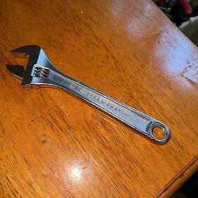 81-822 Craftsman 8 Inch Adjustable Wrench Free Shipping