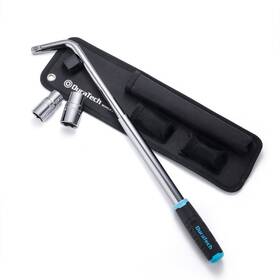 Dttlw01 Duratech Telescoping Wheel Lug Nut Wrench With 17 19 21 And 23mm Flip Sockets