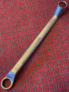 62622 Easco Vintage Box End Wrench 11/16 Inch X 5/8 Usa Nos