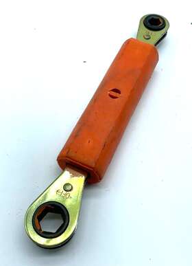 Gp-2214 Fargo Linemans Insulated 1/2 Inch X 3/8 Ratcheting Box Wrench