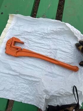 Qa2-19r Gearench Petol Sucker Rod Wrench Used Fair Condition 1 1/8 Square