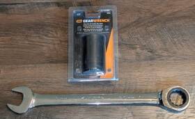3161d Gearwrench 1/2 Inch Drive 30mm Deep Axle Nut Socket And Husky Wrench
