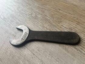 K420n Jacobs 1 Inch Chuck Collet Wrench Tool