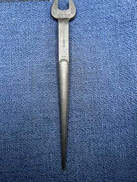 8-3222-r Klein Tools 1-1/8-3222-r 3/4 Inch Lineman Spud Wrench For Regular Nut