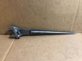 3239.000 Klein Tools 3239 Adjustable Spud Wrench 16-inch 1-1/2-inch Tether Hole