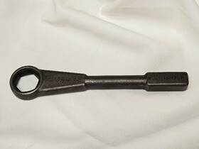 Rn-7075 Martin Straight Striking Wrench - 1-1/4 Inch 6 Point
