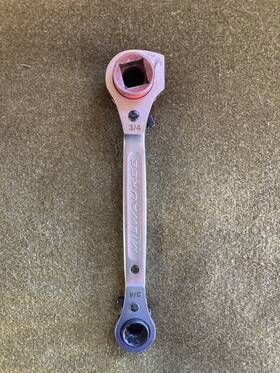 48-22-9216m-48-22-9211 Milwaukee Lineman 5 In 1 Wrench