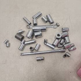 Nm45 Napa Vintage Lot Of 25 Sockets Extension