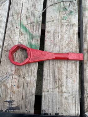 5175 Oteco Bw Hammer Striking Slug Wrench 1 3/4 Inch Stud / 2 Nut Six Point