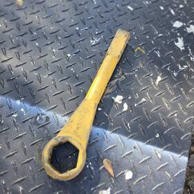 Bw5125 Oteco Bw5125. 1-1/4 Inch Stud Nut Hammer Striking Wrench