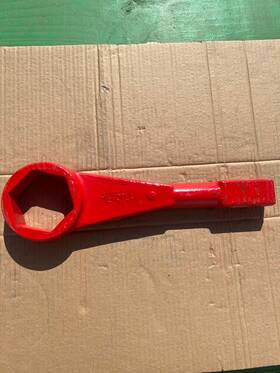Bw5175 Oteco Hammer Striking Slug Wrench 6 Point 1 3/4 Stud 2 Inch Nut