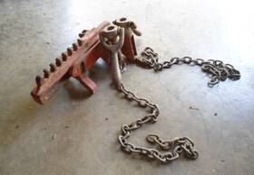 C-1071 Ridgid C-1070 One Used Chain Vise Soil Pipe Wrench - Not Complete C1070 And