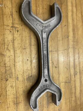 25ha-1 Sruart Johnson Rare Vintage Stuart Wrench Lake Geneva 25ha Double Ended 2 And 1.5 Inch
