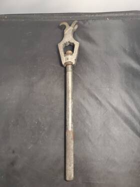 377-5960 Trumbull Adjustable Hydrant Wrench