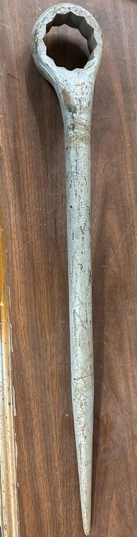 8915 Williams 2-9/16 Box End Spud Wrench - Construction