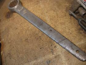 H1813a Williams Superrench 2-1/4 Inch Single Box End Wrench 12 Point