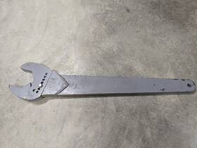 9ac36 Wright Tool Wrench 2-3/4inch - 4-3/4inch Capacity In 1/8inch 36inch