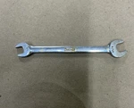 Snap On Tools V0810 Usa 1/4 X 5/16 Open End Wrench. Fixed Price $13.99.