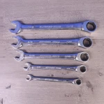 Blackhawk Bw Ratcheting Reversible Wrench Sae 3/8 9/16 5/16 5/8 11/16". Fixed Price $39.99.