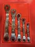Blue Point 5PC 12PT Sae 25% Offset Ratcheting Wrench 1/4 To 7/8. Fixed Price $79.00.