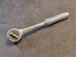 Vintage Easco 1/4" Drive Thumbwheel Ratchet 71-1106 Usa. Fixed Price $19.99.