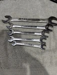 (5) Craftsman Open End Wrenches 3/8&7/16;1/2&9/16;19/32&5/8;3/4;15/16&1 44585 Et. Fixed Price $15.00.