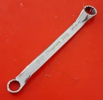 Snap-on Tools XS1214A 3/8" 7/16" 10 Offset Short Box Chrome Wrench Engraved. Fixed Price $26.83.