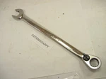 Snap On 18MM Ratcheting Flank Drive Plus Reversible Metric Wrench SOEXRM18 Nice. Fixed Price $54.99.