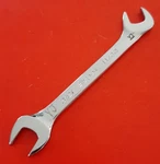 Snap-on Tools 11/32" X 3/8" Offset Open End Ignition Wrench DS2224A. Fixed Price $12.43.