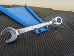 #AT722 Blue Tools BOERM19 19MM 12-POINT Metric 15 Ratcheting Wrench. Fixed Price $25.95.