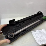 Etork Click-style Torque Wrench (range: 50-250 Inch Pounds / 6-28 , C3250. Fixed Price $99.99.