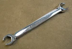Nice! Snap On Tools NO.RXFS2024B Sae 5/8" 3/4" Flare Nut Line Wrench. Fixed Price $12.95.