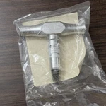 Seekonk BT-2L Handle Pre-set Slip Type Torque Wrench 3/8" 33 In Lbs. Fixed Price $109.95.