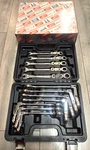 Disen Double Flex Metric Ratcheting Combination Wrench Set 8-19MM W/ Case. Fixed Price $167.39.