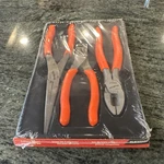 Snap On PLR300O Pc Plier Cutter Set 57AHLP, 86CF, 97CF With Orange Handles New. Fixed Price $199.95.