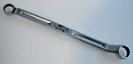 Snap On Tools XV2022 5/8" 11/16" Sae Offset Box End Wrench 12 Point Vintage. Fixed Price $17.99.