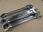 New Armstrong 19/32" Open & Closed End 12-POINT Stub Combination Wrench. Fixed Price $10.00.
