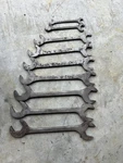 Martin 9 Pcs Hydraulic Angle Wrench Set, Sae & 5/8", 15/16 Thru 1-1/2". Fixed Price $100.00.