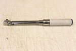 Snap-on QD2R200 3/8" Dr Adj Click-type Ratchet Torque Wrench 40 200IN-LBS(56344). Fixed Price $115.00.