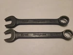 Snap On Industrial Wrench Set 5/8 GOEX200B, 9/16 GOEX180B. Fixed Price $70.00.