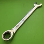 Craftsman Usa Sae 5/8" Reversible Ratcheting 12PT Combination Wrench 42417-GK-A-. Fixed Price $19.46.