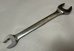 Usa Snap-on Sae Double Open End Wrench 13/16" X 7/8" VO2628B. Fixed Price $21.95.