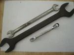 Snap On & Blue Point Spanner S3236B 1" 1-1/8, XS01214 3/8X 7/16, WST910. Fixed Price $13.33.